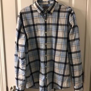 Men’s blue print dress shirt